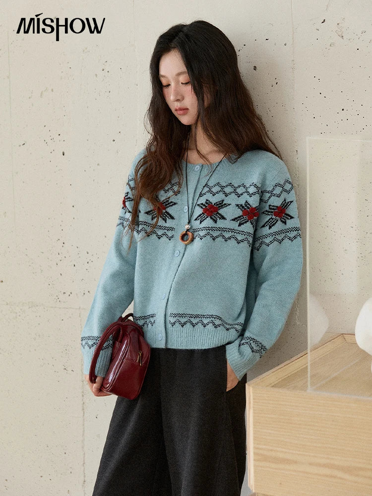 MISHOW Women's Geometric Jacquard Fair Isle Sweater 2025 Winter Retro Blue O-Neck Single-breasted Commuter Cardigan MXE86Z2734
