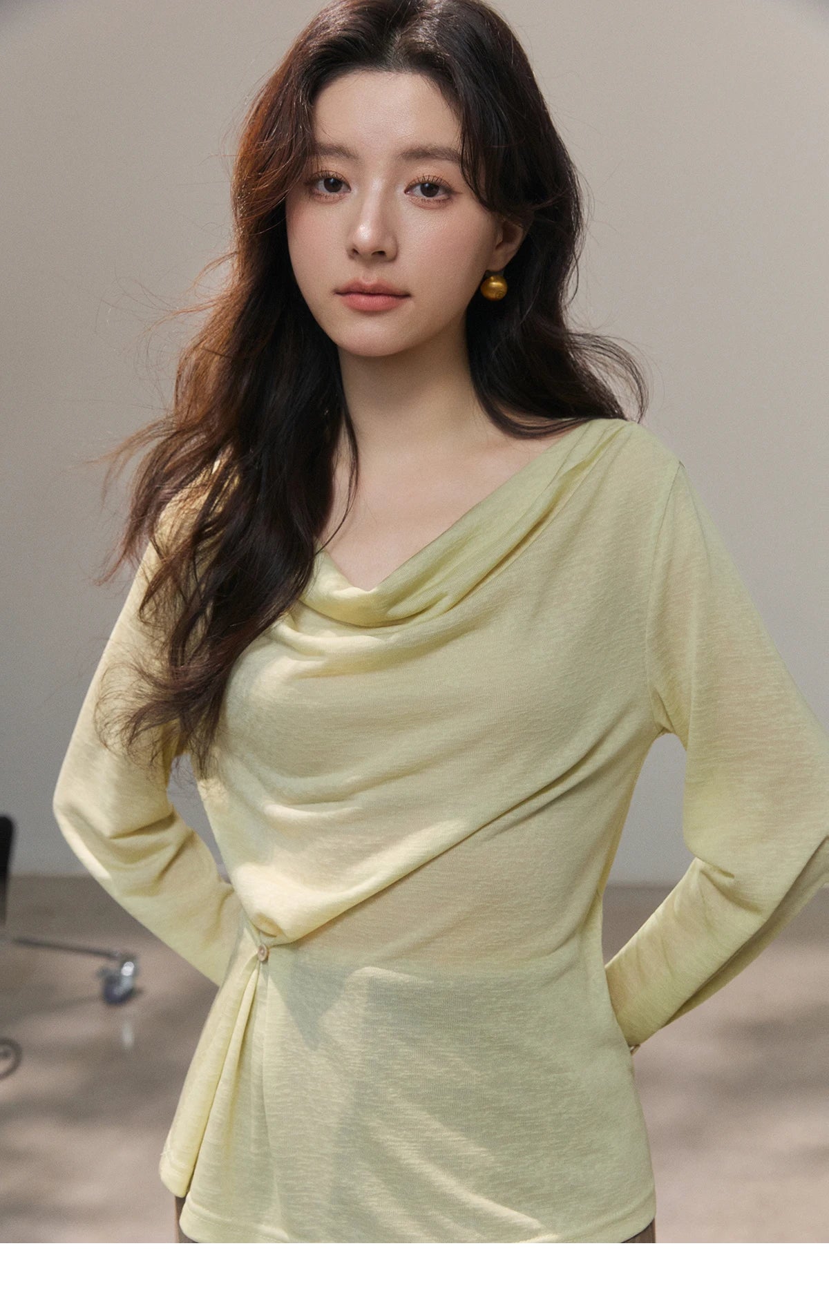 MISHOW Women's Multi Colored Knitted Top 2026 Spring Swinging Collar Flare Sleeve Top Side Twist Whist Casual T-Shirt MXF13T1473