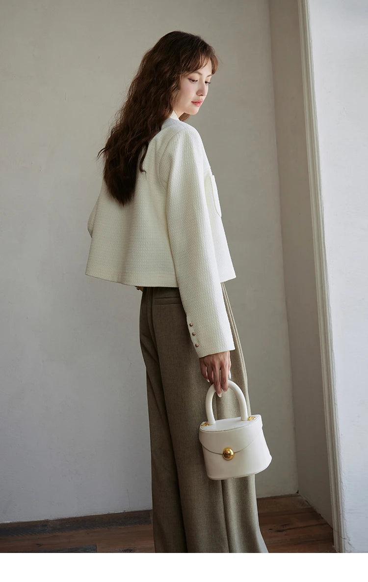 MISHOW Retro Round Neck Coats for Women Spring Autumn Pockets Loose Gold Button Single Breasted Solid Short Jackets MXC44W0072