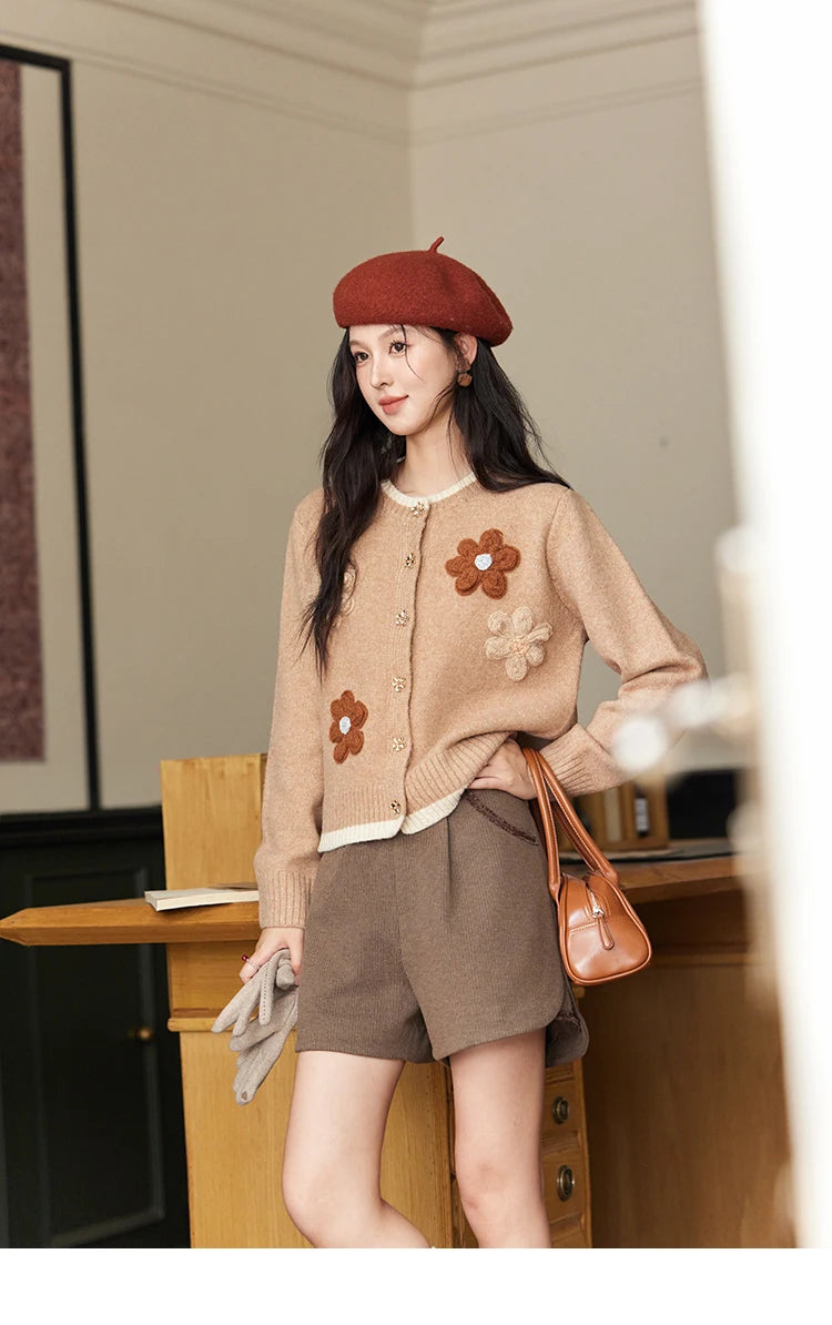 MISHOW Knitted Sweater Flower Pattern Cardigan O-Neck Color Clash Design Warm Coat Metal Buttons Sweet Soft Tops MXD56Z0919