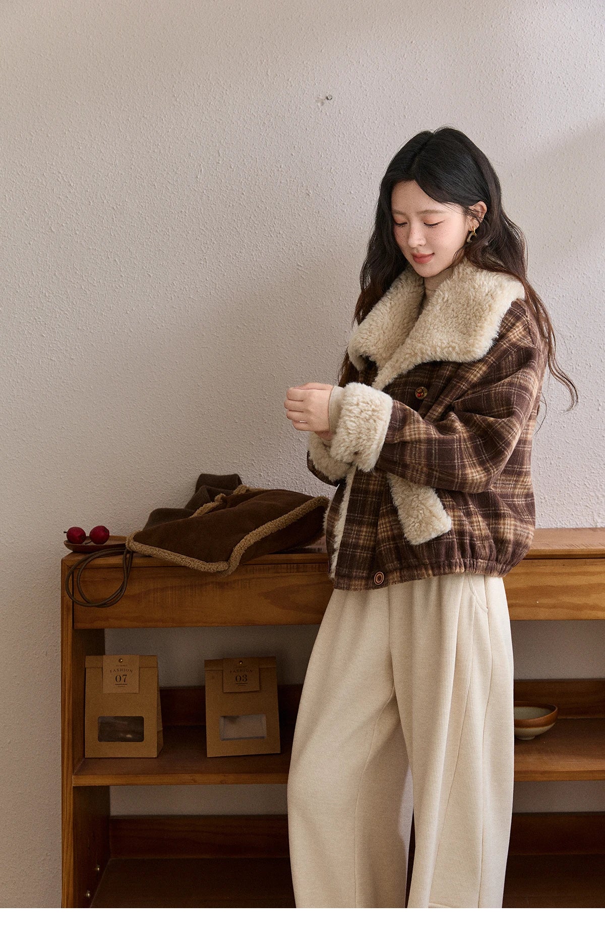 MISHOW Christmas Women's Retro Plaid Jacket 2025 Winter Large Lapel Tops Thickened Cotton-Padded Warm Short Coat MXE87W1004