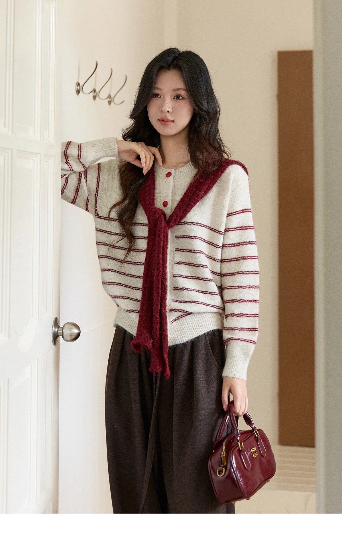 MISHOW Women's Beige Striped Knitted Cardigan 2025 Autumn Winter Red Scarf Decor Button O-Neck Warm Loose Sweaters MXE93Z2948