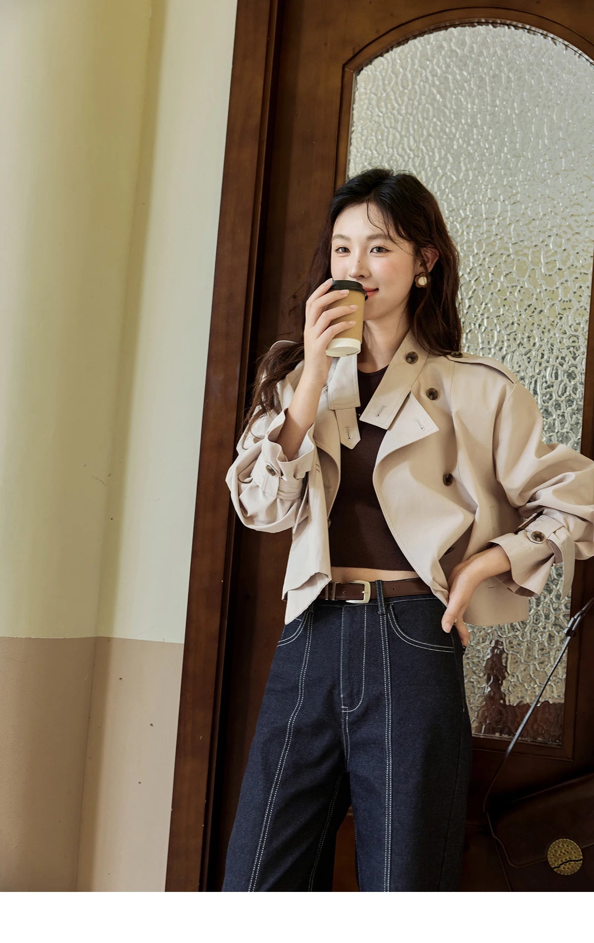 MISHOW Women's Short Fragrant Windbreaker Jacket 2024 Autumn Korean Stand Collar Double Row Placke Trench Streetwear MXD42W0386