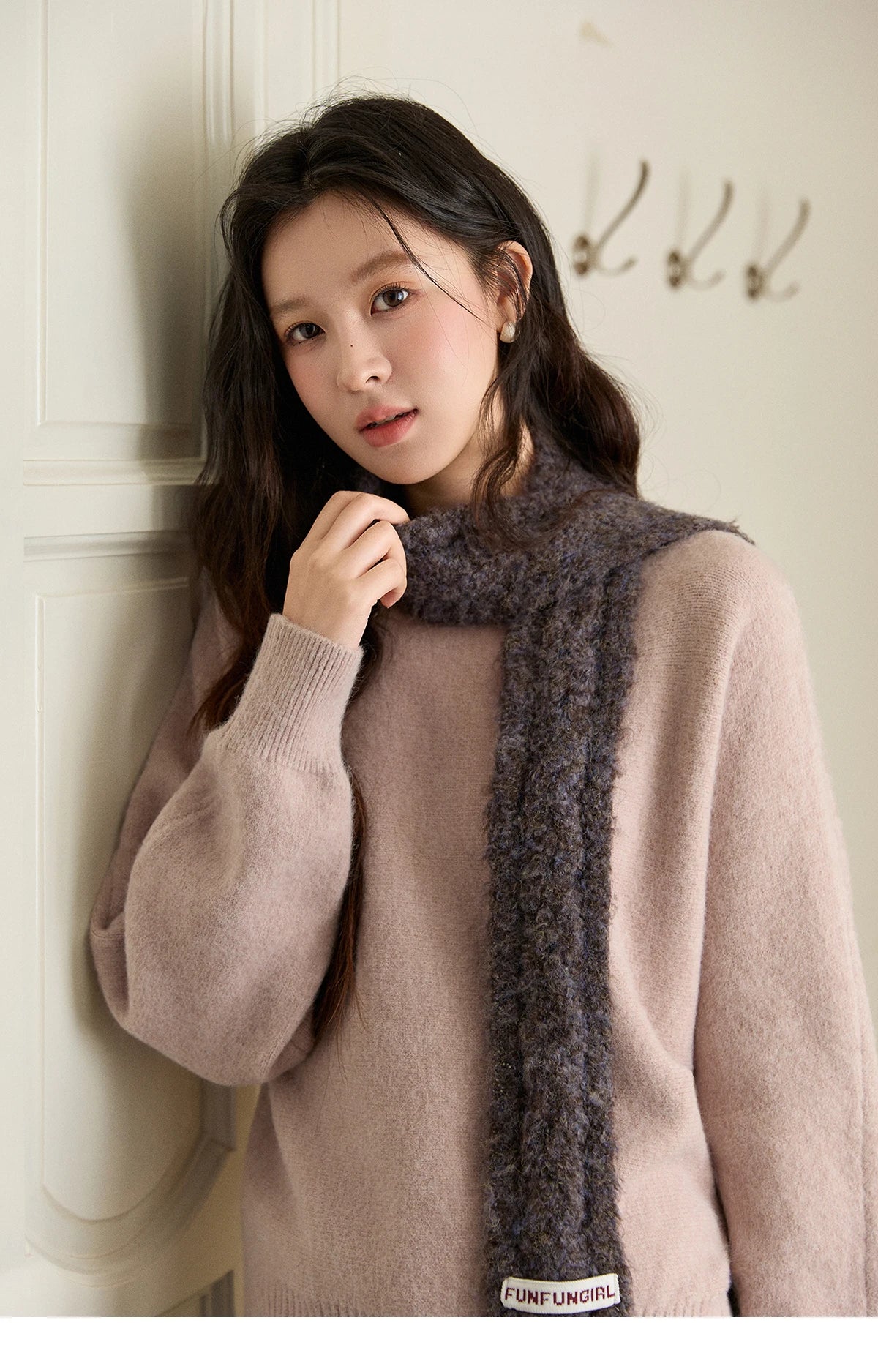 MISHOW Women's Solid Knitted Sweater 2025 Autumn Winter Boat Neck Lantern Sleeve Loose Sweater Soft Warm Pullover Top MXE94Z2984