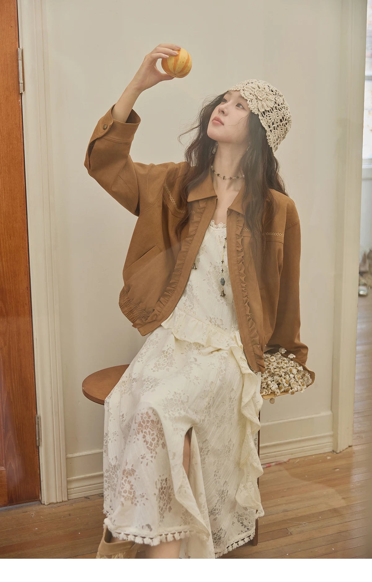 MISHOW Brown Suede Short Coat with Fungus Edge Pleating Autumn 2025 Lapel Zipper Casual Jackets Hem Elasticity Coats MXE43W0803