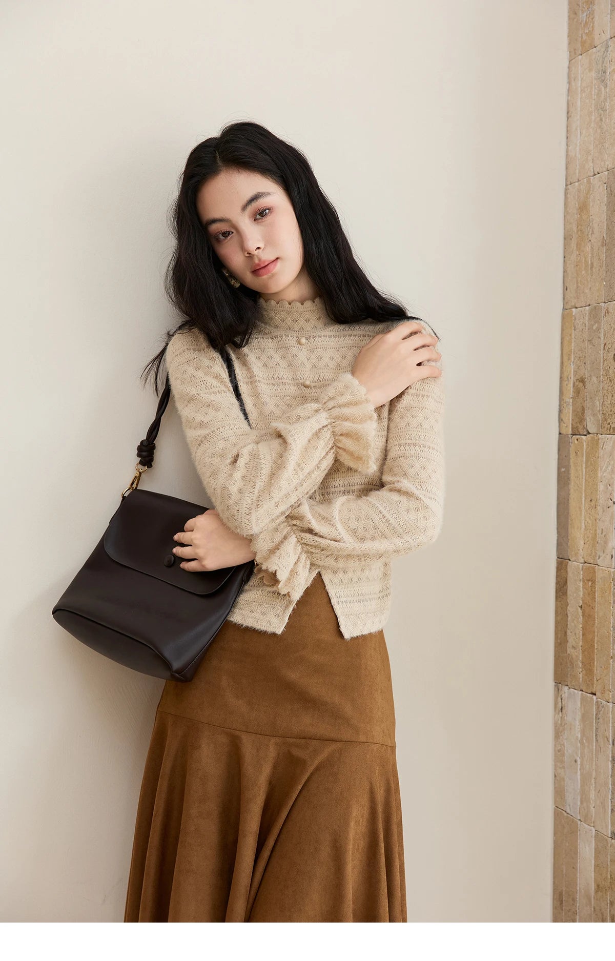 MISHOW Women's Casual Shirt 2025 Autumn Design Sense Elegant Lace Shirt New Half-high Collar Waist Slit Slim Tops MXE48X2501