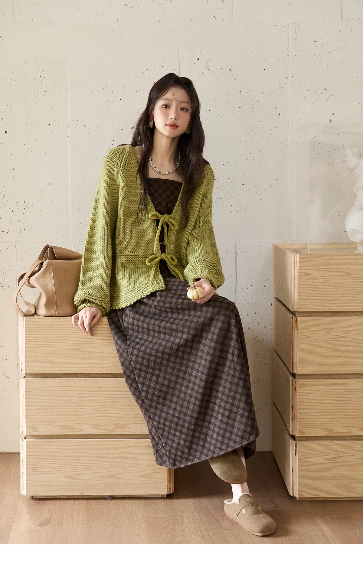 MISHOW Women's Avocado Green Knitted Cardigan 2025 Winter Lantern Sleeve Sweater Female V-neck Lace-up Loose Cardigan MXE51Z2694