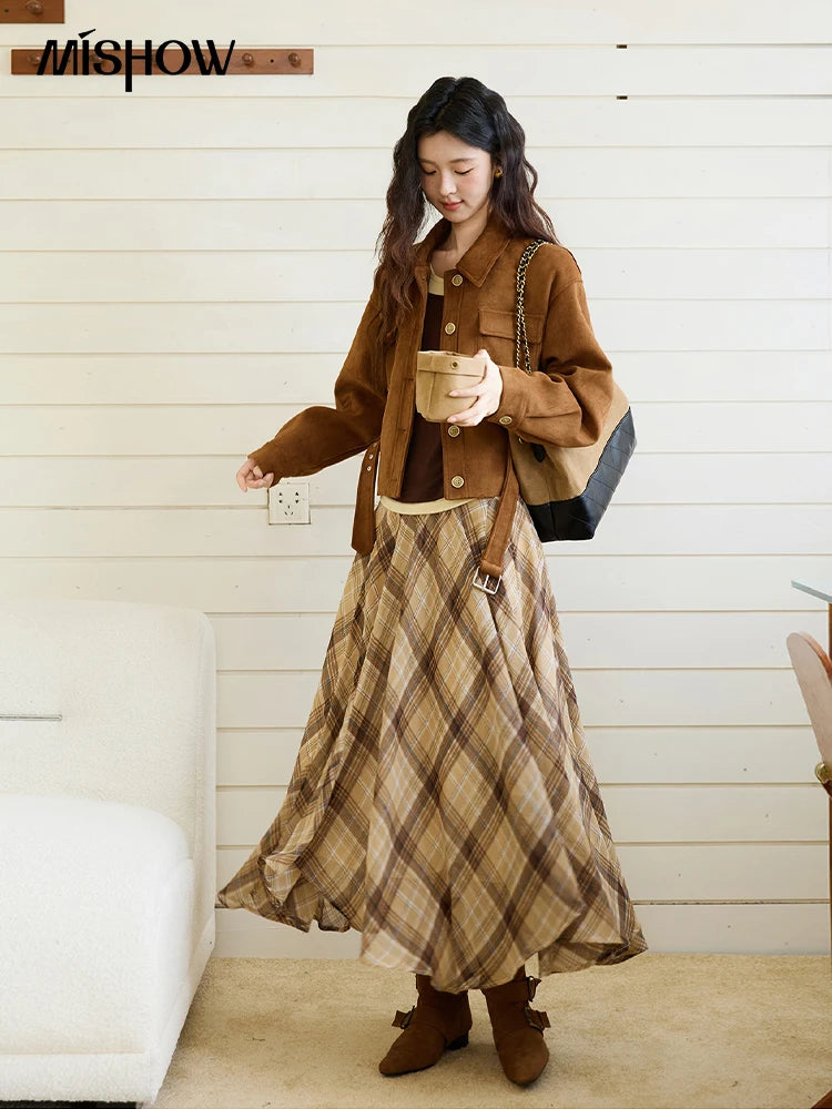 MISHOW Short Jacket for Women 2025 Autumn New Brown Lapel Metal Button Decorated Jacket Windproof Commuter Outerwear MXE46W0864