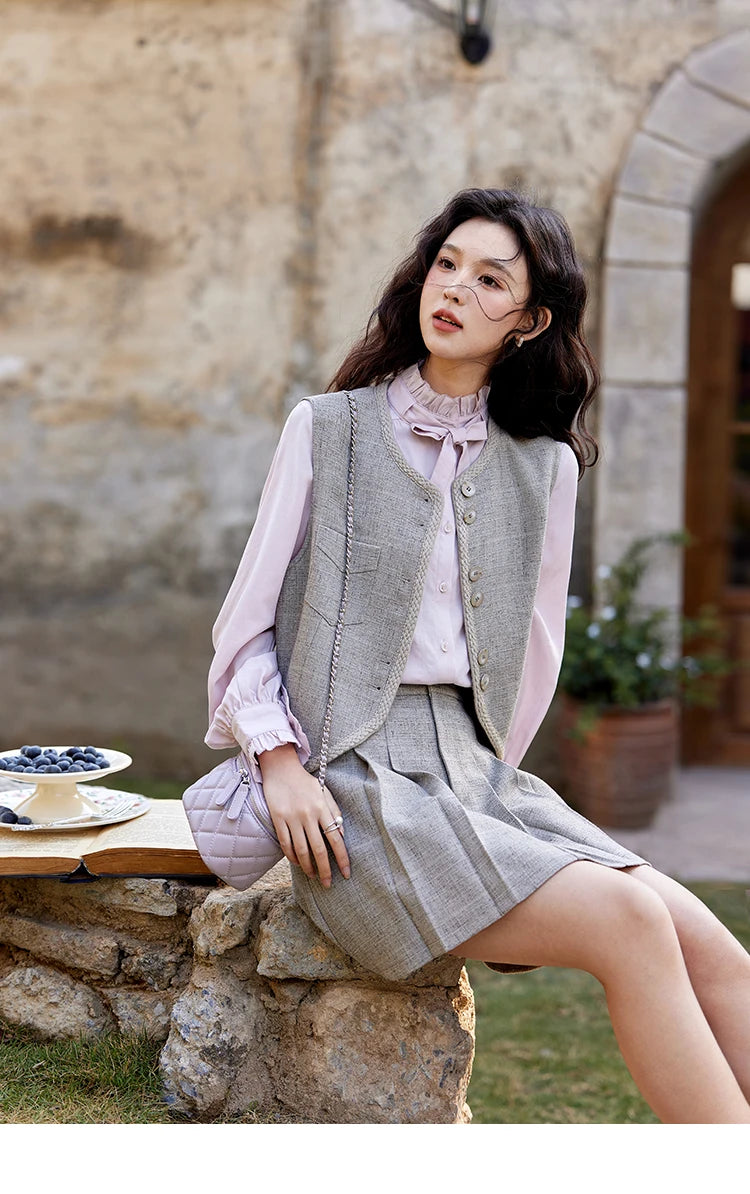 MISHOW Korean Woolen Texture Vest Short Skirt Separately Spring Outfit V-neck Vest Coats Slim A-line Pleated Skirts MXE13W0708