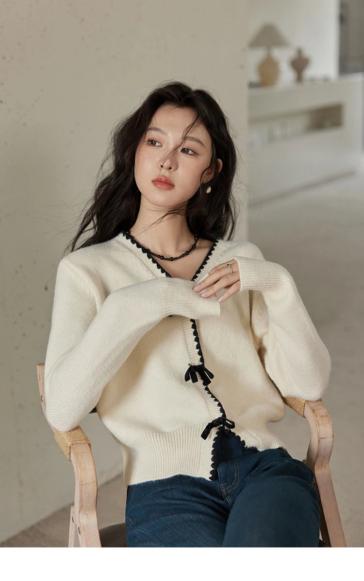MISHOW Simple Knitted Cardigan Women V-Neck Single Breasted Bow Sweater Jacket Elegant French Long Sleeve Knitted Top MXD34Z0938