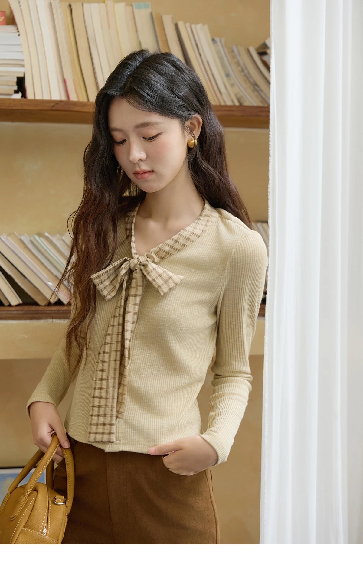 MISHOW Yellow Cardigan Women 2025 Autumn Vintage Plaid Bowknot V-neck Long-sleeve Knitted Top Commute Slim Sweater MXE16Z1168