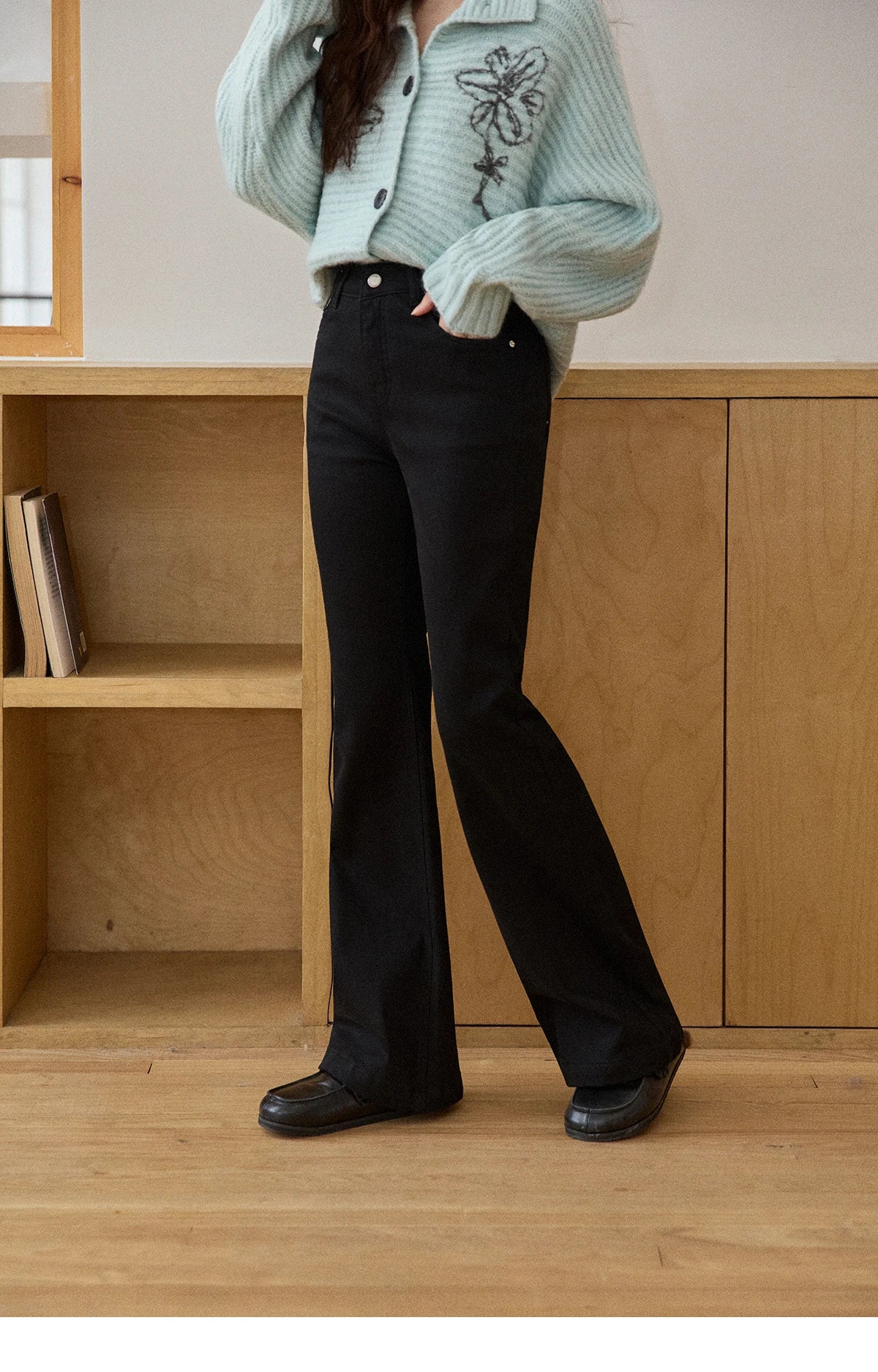 MISHOW Black Jeans for Women 2025 Winter New Vintage High Waist Elastic Flared Pants Commute Casual Slim Trousers MXE51K1098