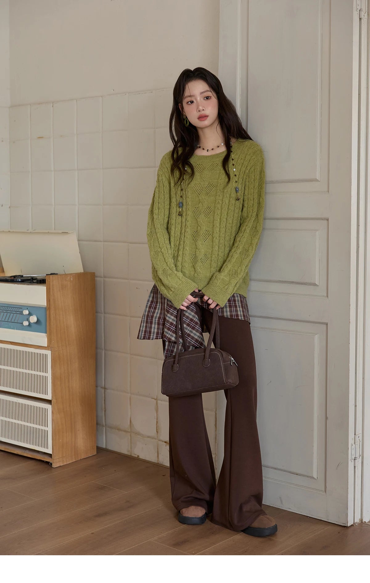 MISHOW  Sweater for Woman 2025 Autumn Winter Green Retro Twisted Rope Hollow Design Loose Knit Top Luxury Commuter MXE49Z2520