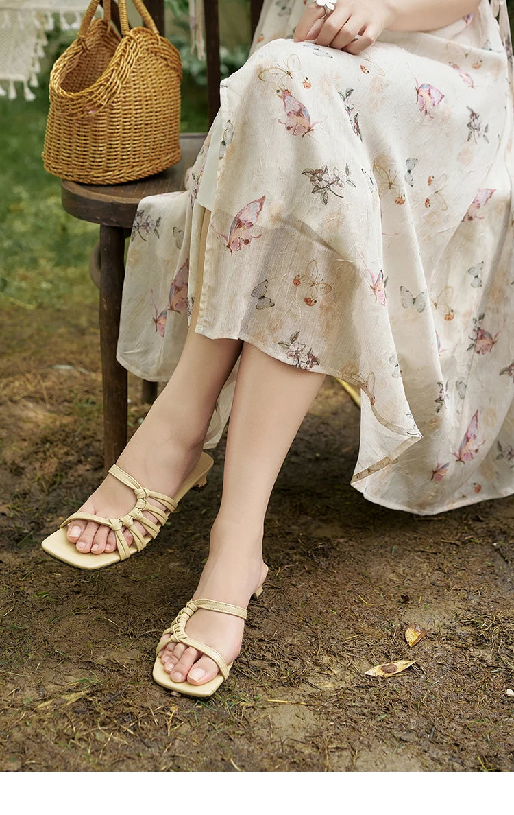 MISHOW Butterfly Printing Dress for Women 2025 Summer Luxury Elegant V-neck Lace-up Bubble Sleeves Slim Long Dress MXD15L1778