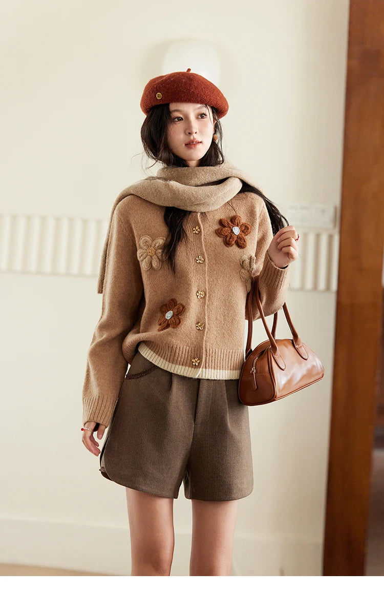 MISHOW Knitted Sweater Flower Pattern Cardigan O-Neck Color Clash Design Warm Coat Metal Buttons Sweet Soft Tops MXD56Z0919