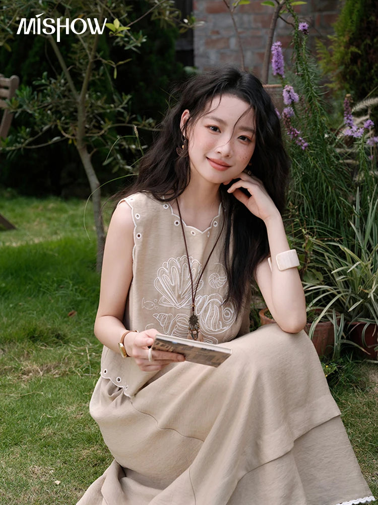 MISHOW Two-Piece Ladies Set 2025 Summer Hollow Out Embroidery Top Lace Spliced Elastic Waist Half Skirt Female Set MXE35T0594