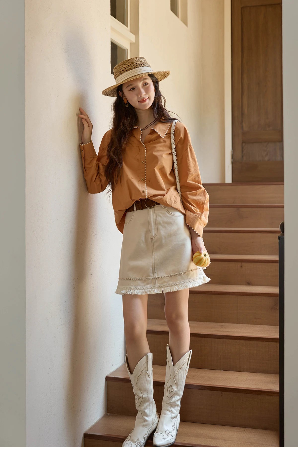 MISHOW Women's 100% Cotton Shirt 2025 Autumn Korean Lapel V-neck Single Breasted Tops Lace Trim Shirts Office Lady MXE43C2377