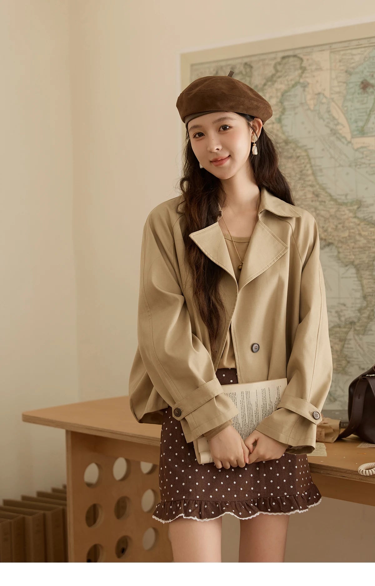 MISHOW Cotton Trench for Women 2025 Autumn Khaki Handmade Pleated Short Jacket Lapel Two Buttons Trench Office Lady MXE43W0804
