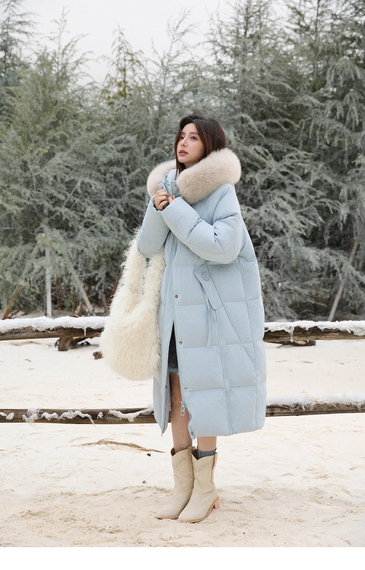 MISHOW Women's Winter Coat with Hood 2025 Fashion Solid Commute Long Down Jacket Windproof Warm Down Coat Luxury MXE51Y0079