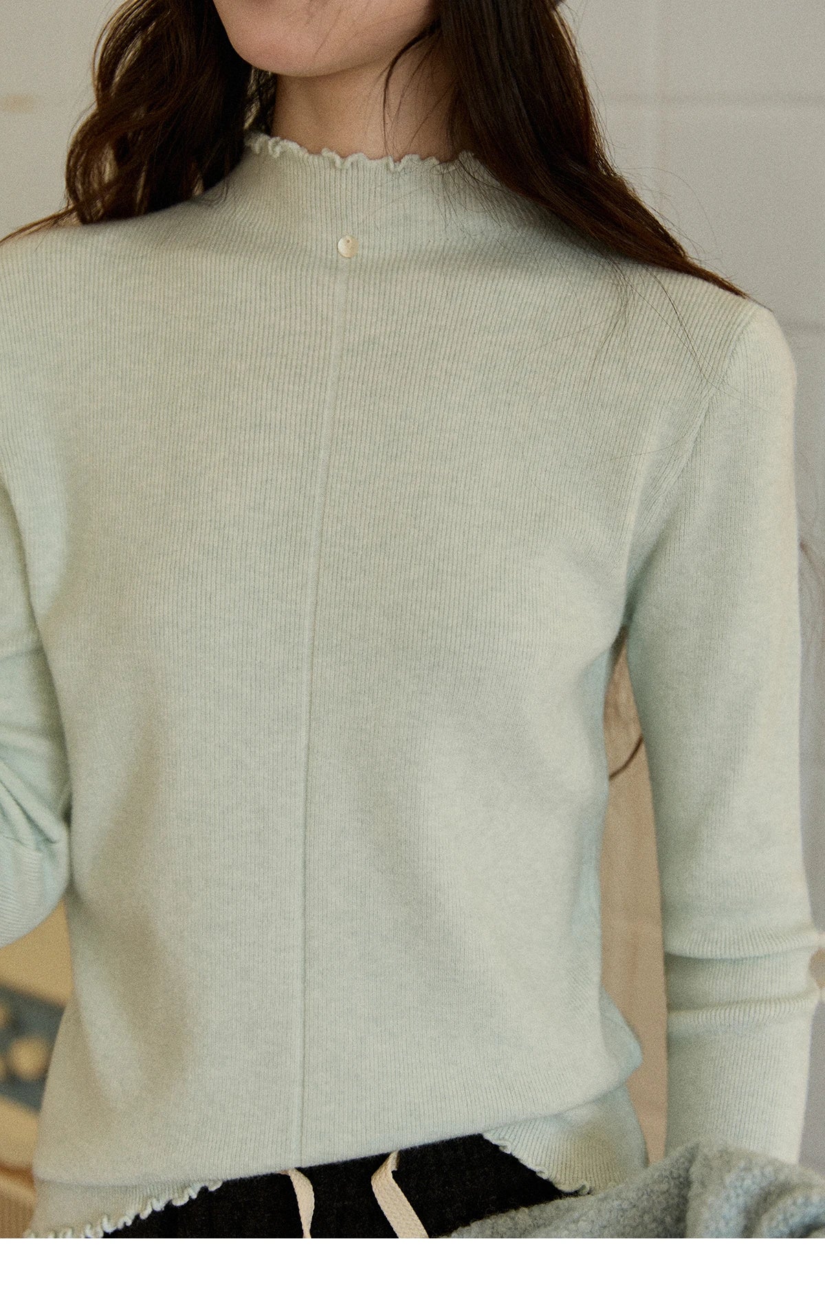 MISHOW Women's Knitted Long-Sleeved Top 2025 Winter Solid Slim Fit Ruffled Turtleneck Sweater Warm Soft Commuting Top MXE91Z2826