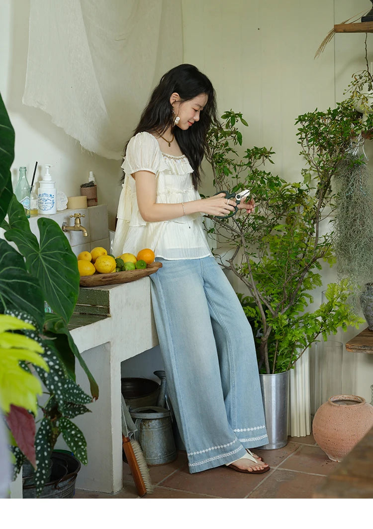 MISHOW French Summer Blouse Women New 2025 Short Sleeve Square Collar Cake Ribbon Shirts Female Fashion Slimming Tops MXE33X1763