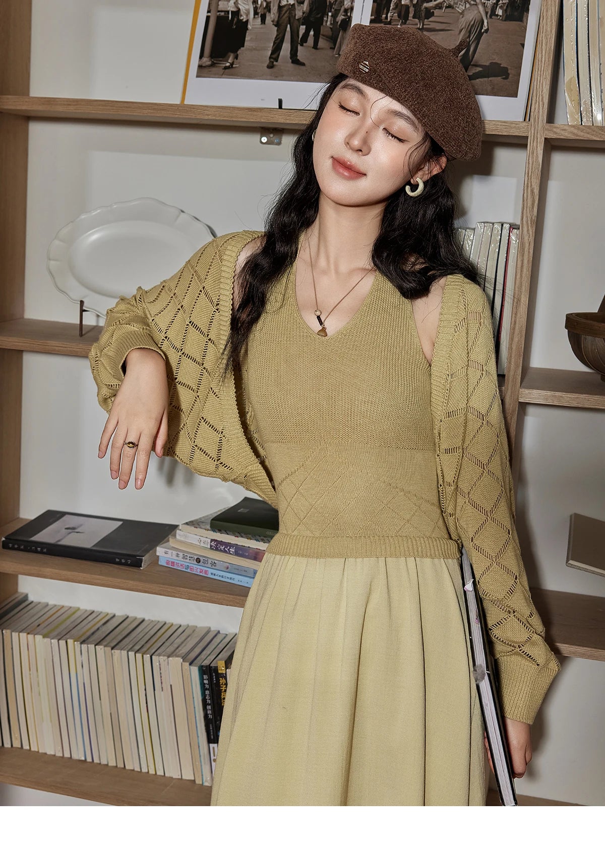 MISHOW Hanging Neck Dress Knitted Cardigan Separately 2024 Autumn Hollow Short Top Knitted Patchwork Sleeveless Dress MPD42L2040