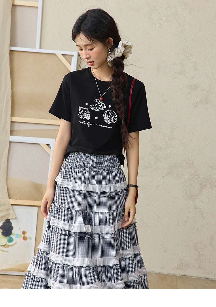 MISHOW Women's Shell Embroidered T-shirt 2025 Summer Short Sleeve Cotton Blend Tops Loose Slim Round Neck Casual Tees MXE34T0570