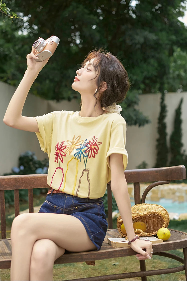 MISHOW 100 Cotton Pocket Embroidered Flower Denim Shorts for Women 2024 Summer Dark Blue Loose Casual Wide Leg Pants MXD26K0707