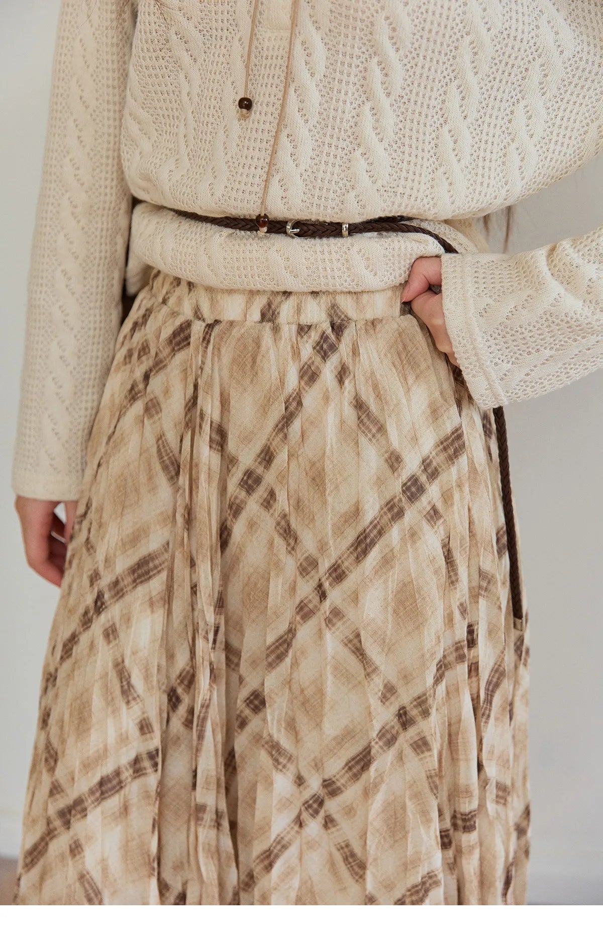 MISHOW Women's Beige Plaid Maxi Skirt 2026 Spring High Waist Flowy A-Line Skirts Elastic Waist Casual Chiffon Skirt MXF108B0769