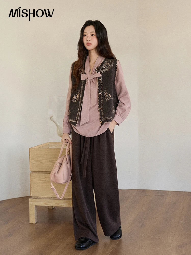 MISHOW Patterned Embroidered Vest for Women 2025 Retro Crew Neck Sleeveless Knitted Vest Commute Women's Winter Vest MXE86Z2745