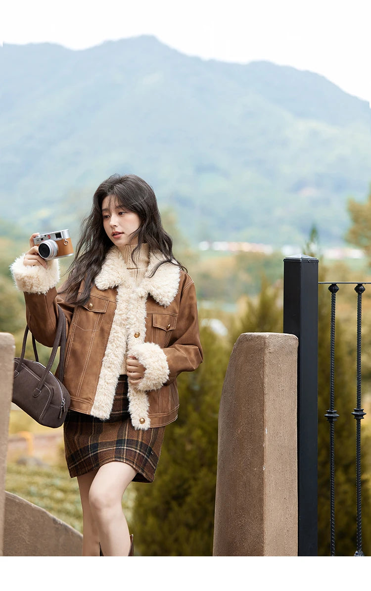 MISHOW Leather Fur Jacket Women Lamb Wool 2024 Winter Women Coat Fashion Soft Cotton Clip Thickened Spliced Jacket MXD56W0538