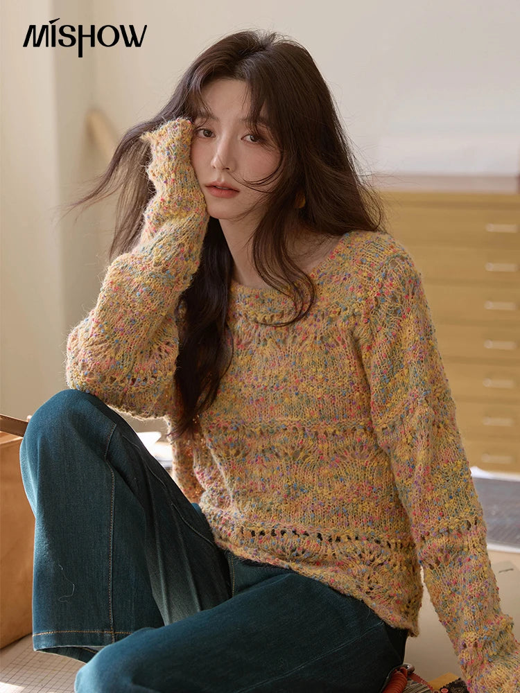 MISHOW Women's Retro Chic Knitted Top 2025 Autumn French Color Polka Dot Knitted Round Neck Curved Hem Thin Sweaters MXE43Z1343