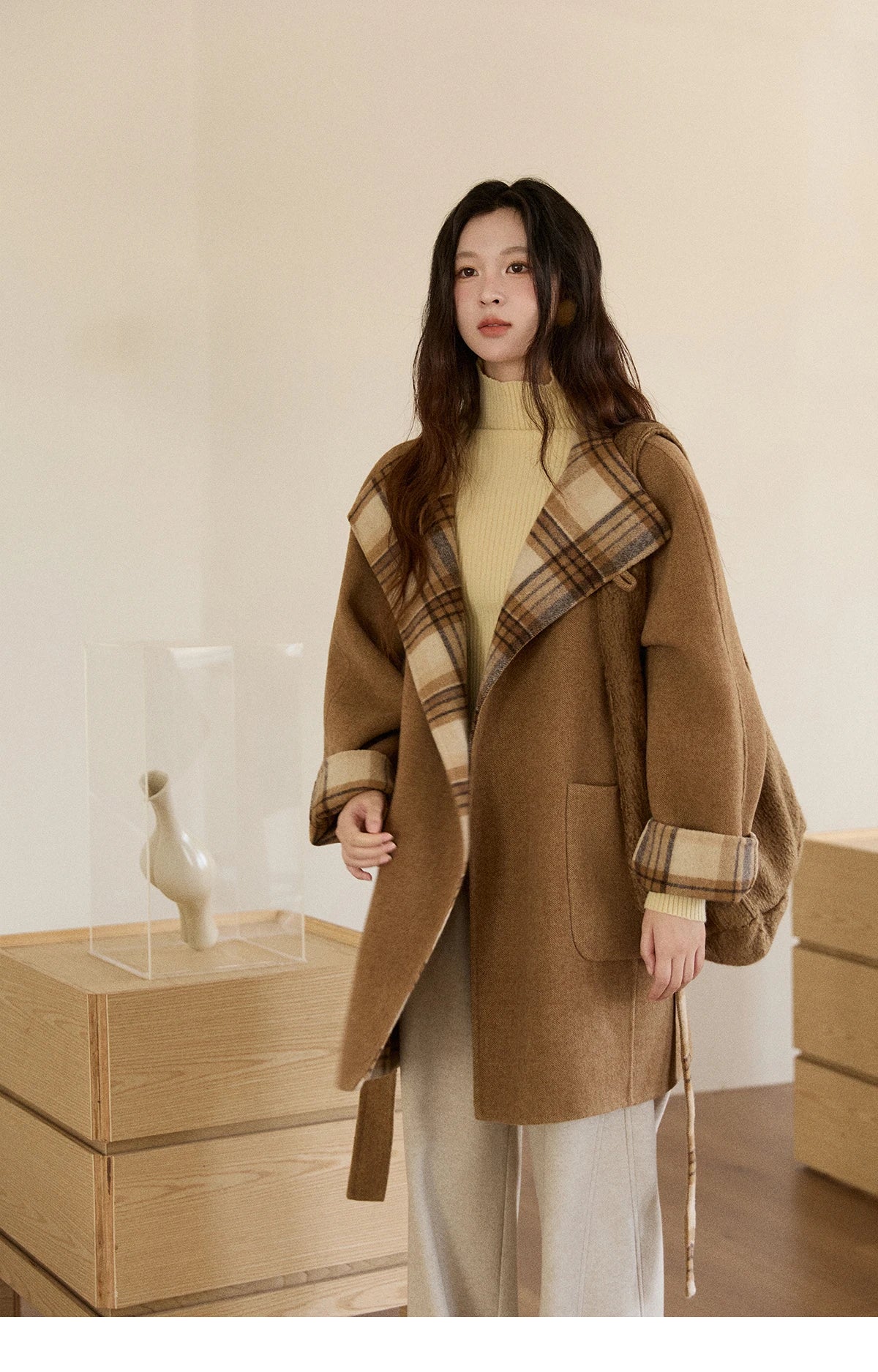 MISHOW Plaid Double-faced Wool Coat Women 2025 Winter Retro Lapel Single Buckle Loose Mid-length Coat Woman Clothes MXE89W0898