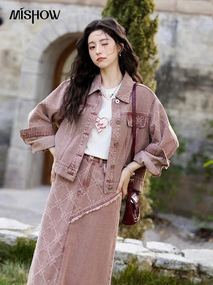 MISHOW Apricot Short Sleeved T-shirt Women 2025 Spring New Casual Versatile Heart Print Positive Shoulder Tops Outer MXE11T0491