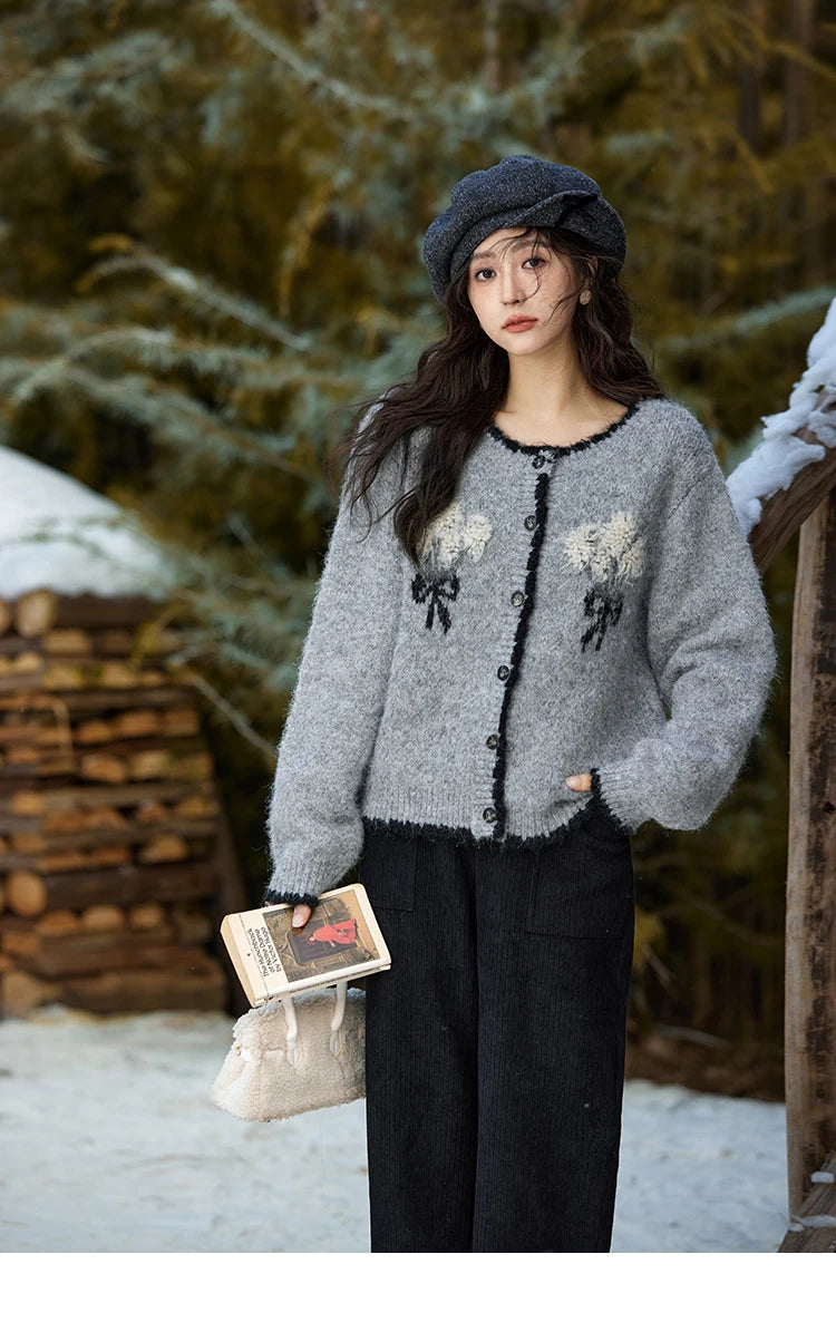 MISHOW Wool Blend Knitted Cardigan Pure Bouquet Embroidery Sweater Women Color Clash Design Soft Warm Regular Fit Top MXD54Z0951