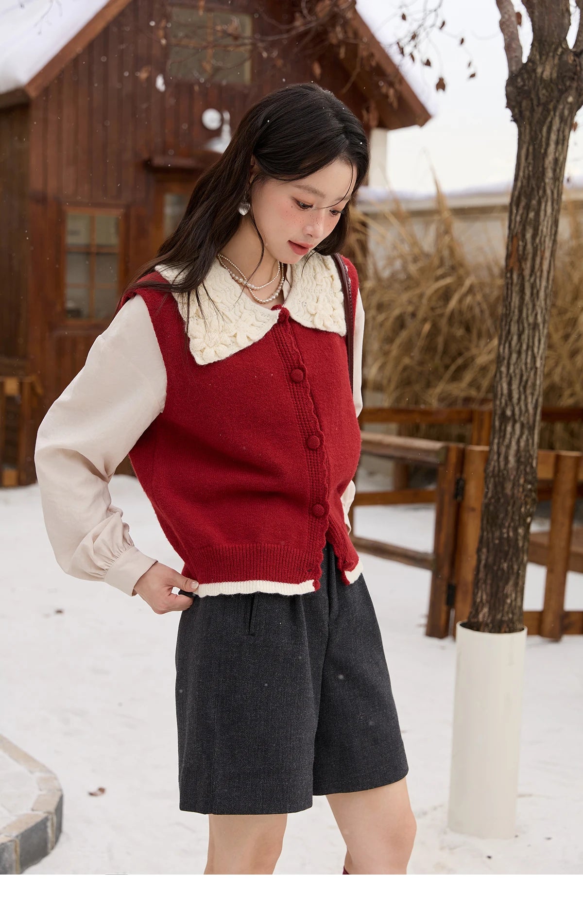 Mishow Black Peter Pan Collar Knitted Vest MXE45Z2484