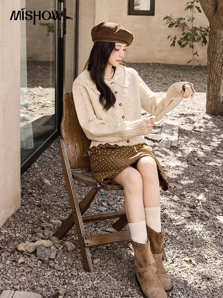 MISHOW Embroidered Sweater Women’s French Retro Doll Collar 2024 Fall Winter New Casual Long-sleeved Knit Sweater Top MXD35Z0895