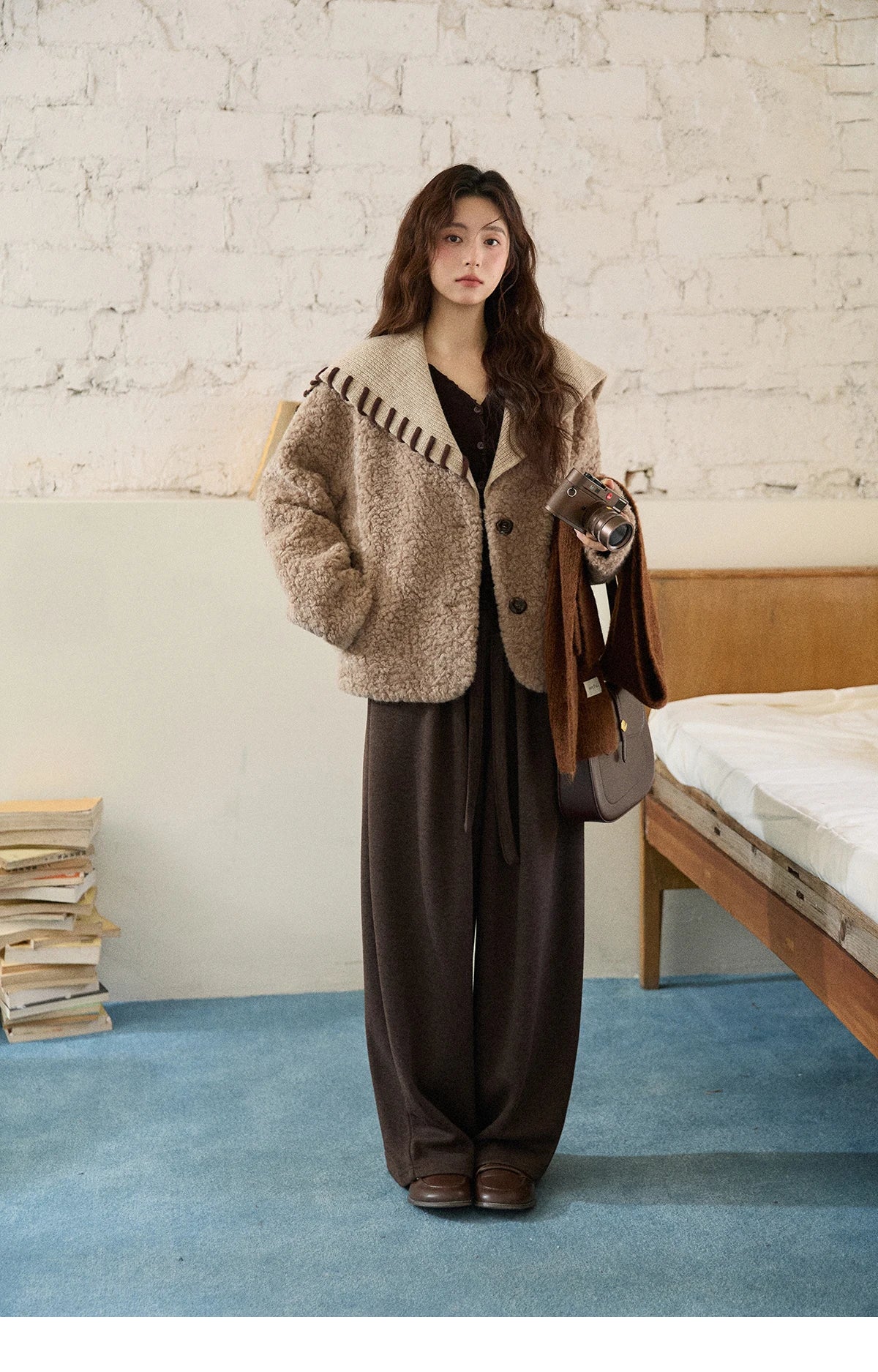 MISHOW Brown Wide-leg Pants for Women2025 Winter Thickened Warm Drawstring Waistband Retro Casual Trousers Woman MXE87K1126