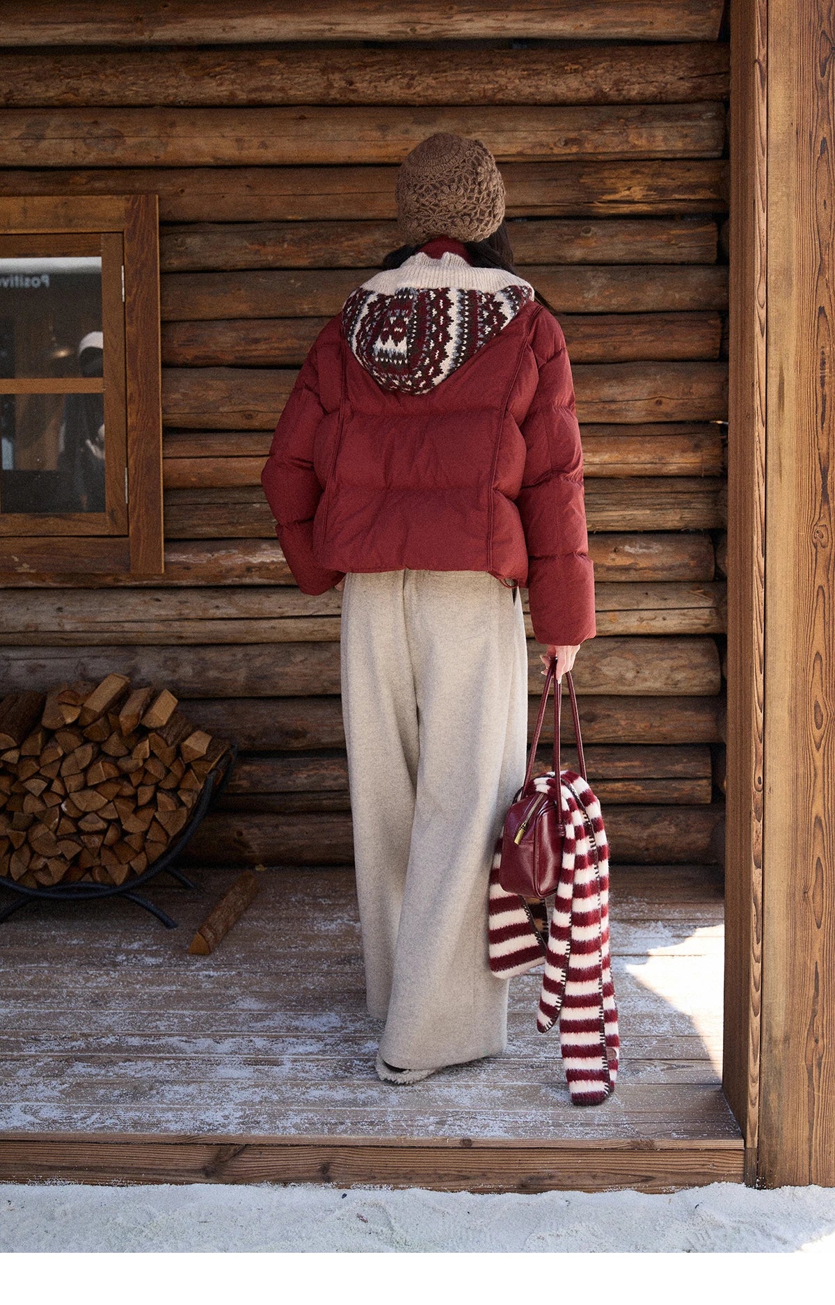 MISHOW Christmas Down Jacket with Jacquard Hat Winter 2025 90% White Duck Down Warm Coats Stand Neck Solid Down Coat MXE90Y0086