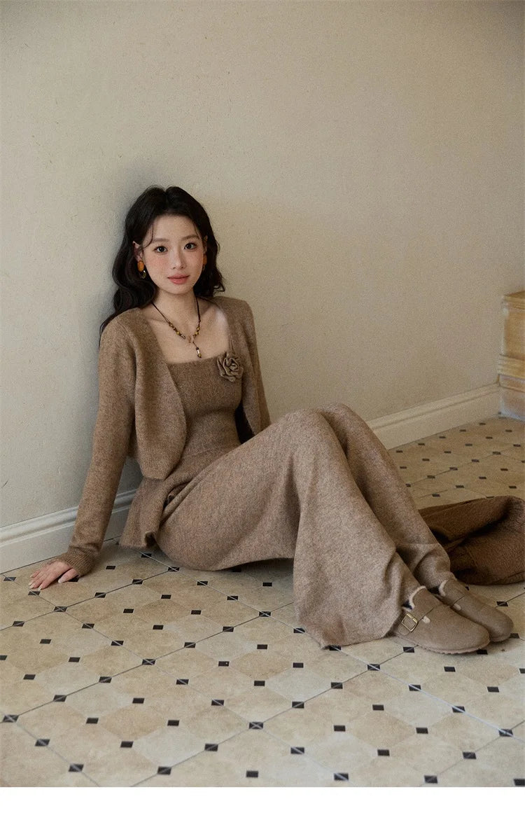 MISHOW Khaki Knitted Three-Piece Winter Set for Woman RetroThree-Dimensional Floral Camisole Cardigan Wide-Leg Pants MXE87T1449