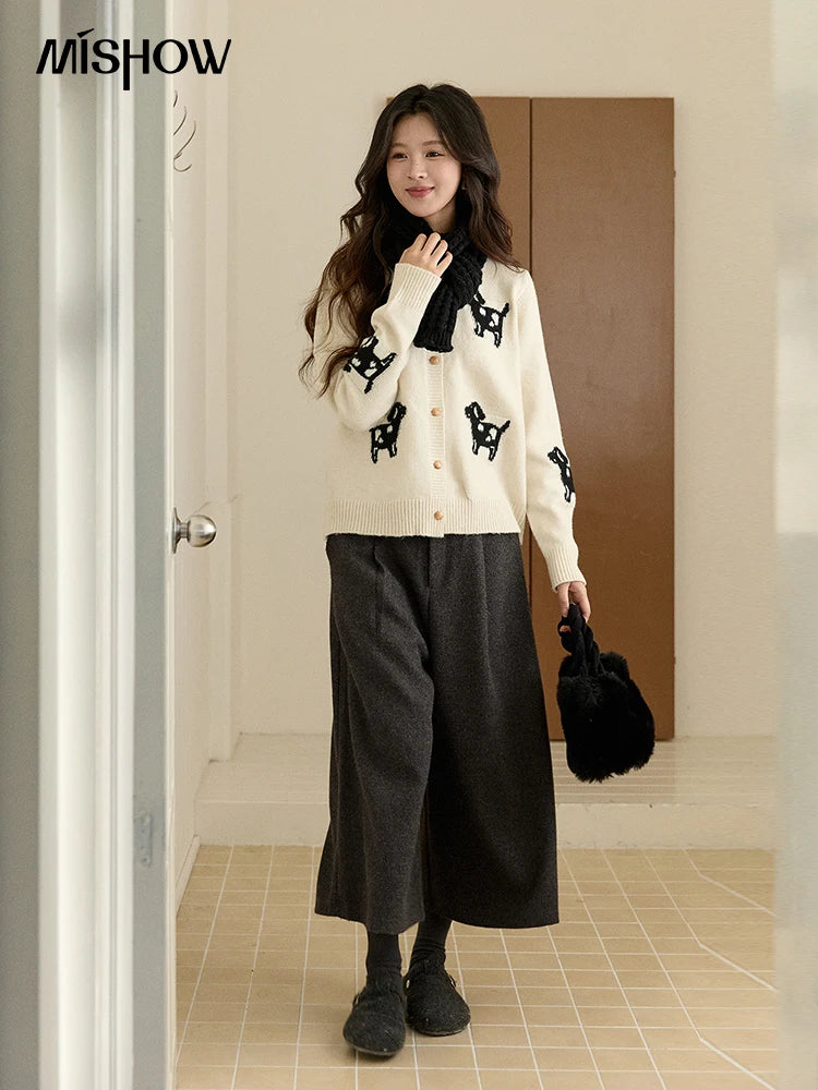 MISHOW Women's Puppy Jacquard Knit Cardigan 2025 Winter Single-breasted Crew Neck Top Warm Loose Sweaters Office Lady MXE93Z2950