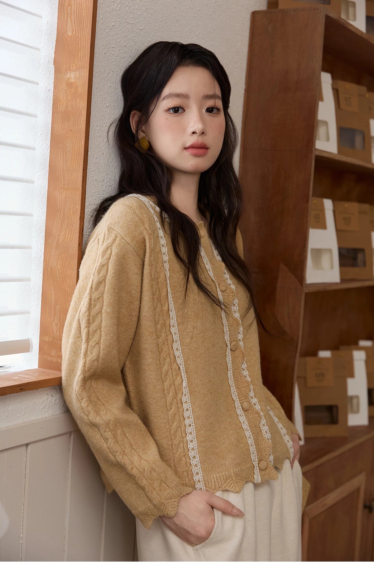 MISHOW Yellow Knitted Cardigan Ladies 2025 New Sweet Lace Stitching Cable Sweater Commute Women's Autumn Cardigan MXE51Z2546