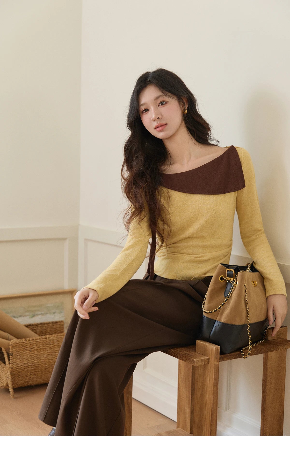 MISHOW Women's Yellow Brown Irregular Top 2026 Spring Contrast Color Oblique Collar Long Sleeve Casual Knitted Tops MXF11Z2911