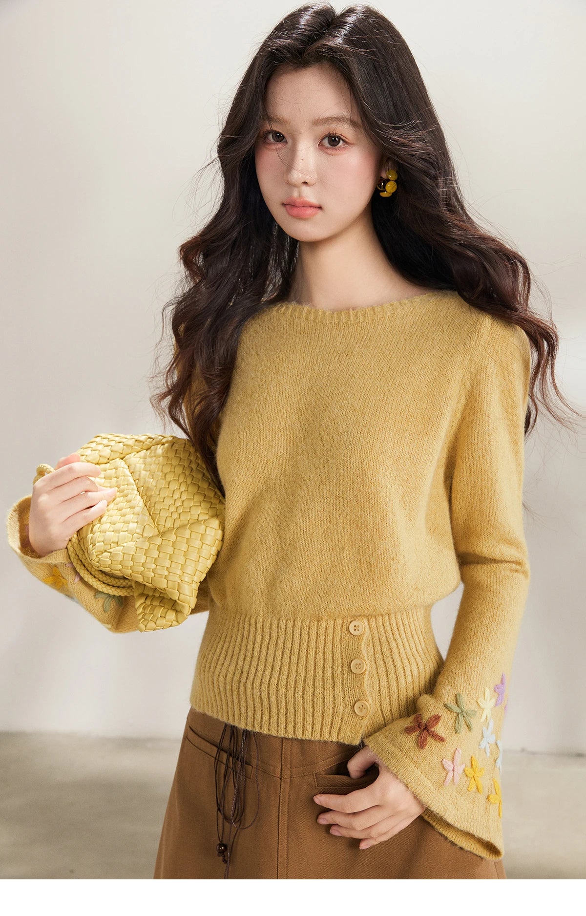 MISHOW Floral Embroidered Boat Neck Flare Sleeve Knit Tops 2026 Spring Side Button Slim Casual Soft Yellow Sweater MXE94Z2864