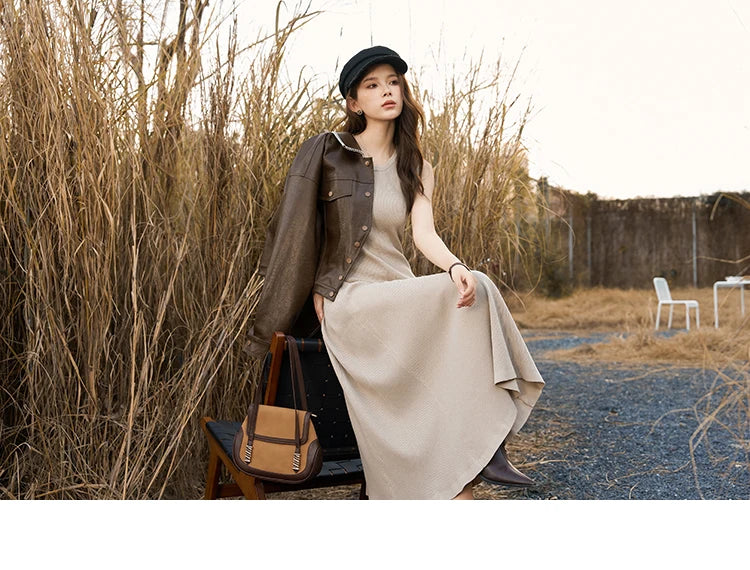 MISHOW Knitted Round Neck Sleeveless Dress for Women 2025 Autumn  French Slim Fit Waist Solid A-LINE Pullover Dresses MXC43L1590