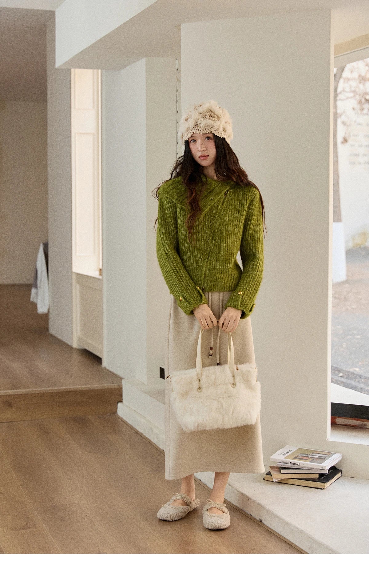 MISHOW Woman Green Sweater 2025 Winter Wool Blend Long-pile Large Lapel Knit Top Loose Design Commute Pullovers MXE90Z2760