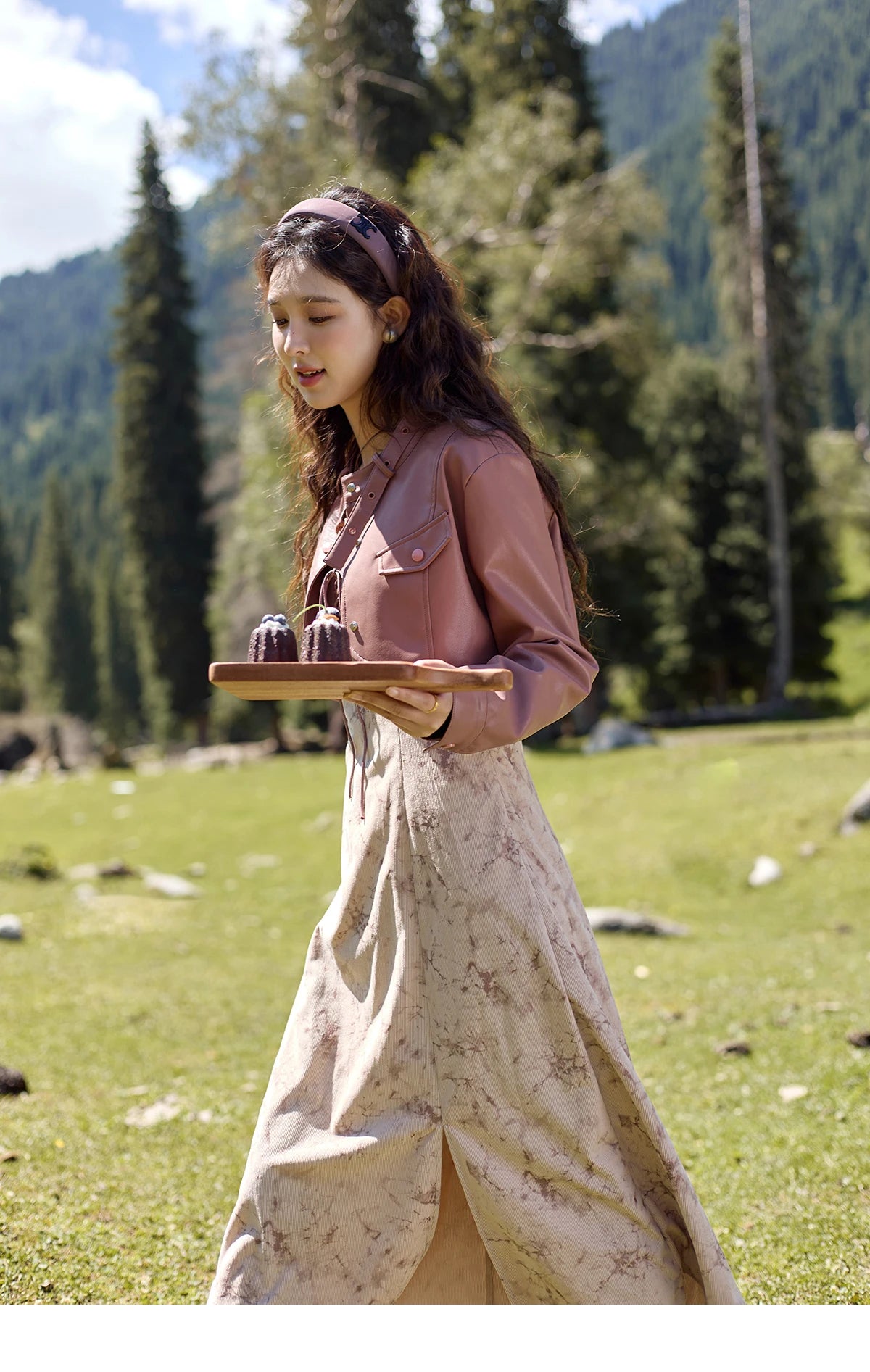 MISHOW Leather Patchwork Floral Strap Dress for Autumn 2024 Lace-up Hem Side Slit Dress Sleeveless Camisole Dresses MXD43L2031