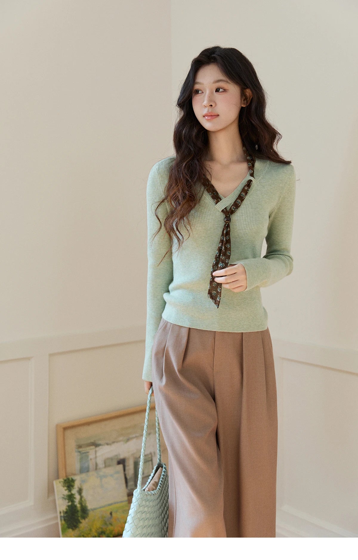 MISHOW Women's V Neck Tie Neck Floral Ribbed Knit Tops 2026 Spring Long Sleeve Slim Casual Soft Green Thin Sweater MXF108Z1024