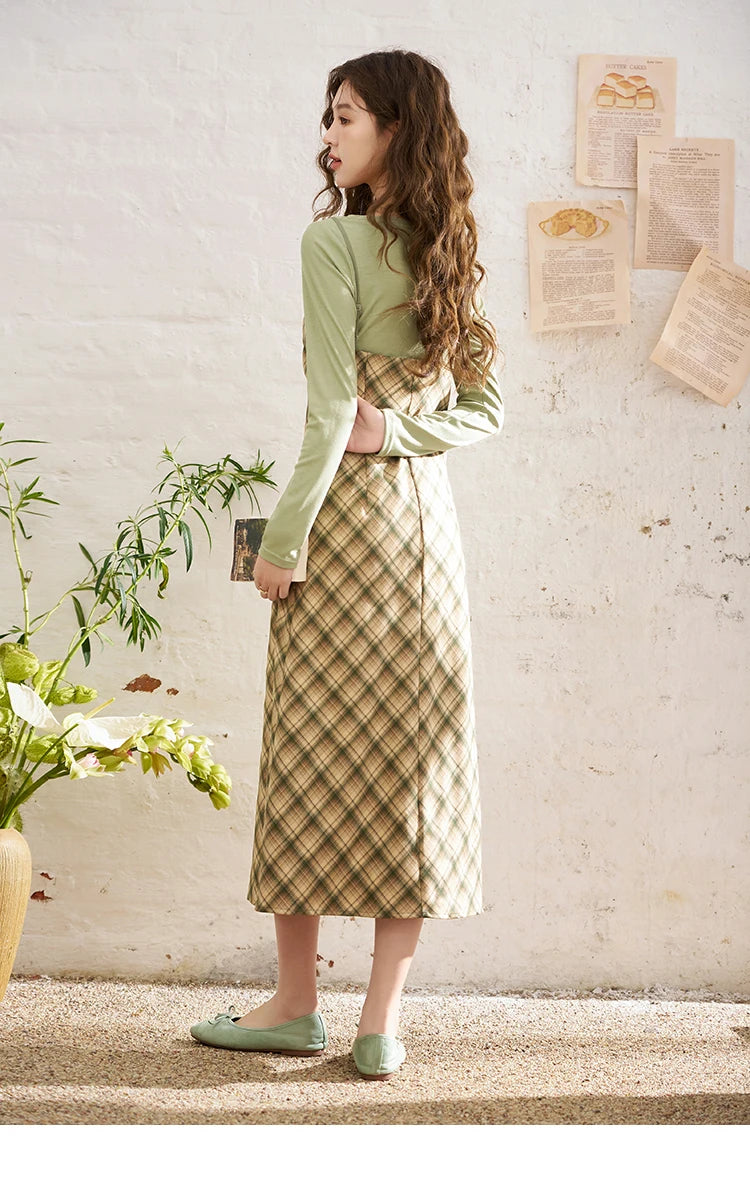 MISHOW Hollow Knitted T-shirt Plaid Contrast Straight Tube Suspender Midi Dress Separately Women 2024 Office Lady MXD14L1679