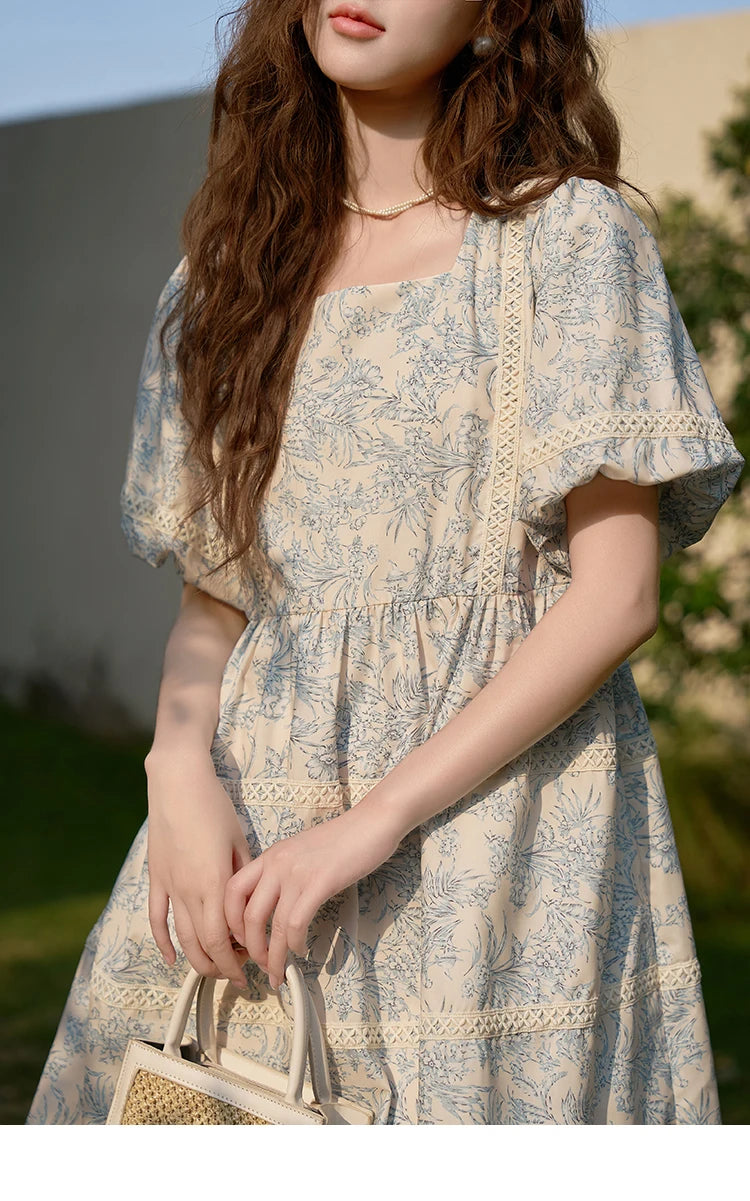 MISHOW Square Collar Blue Floral Dress 2023 Summer French Retro Puff Sleeve Lace Doll Sweet Loose Knee-Length Dresses MXC38L1520